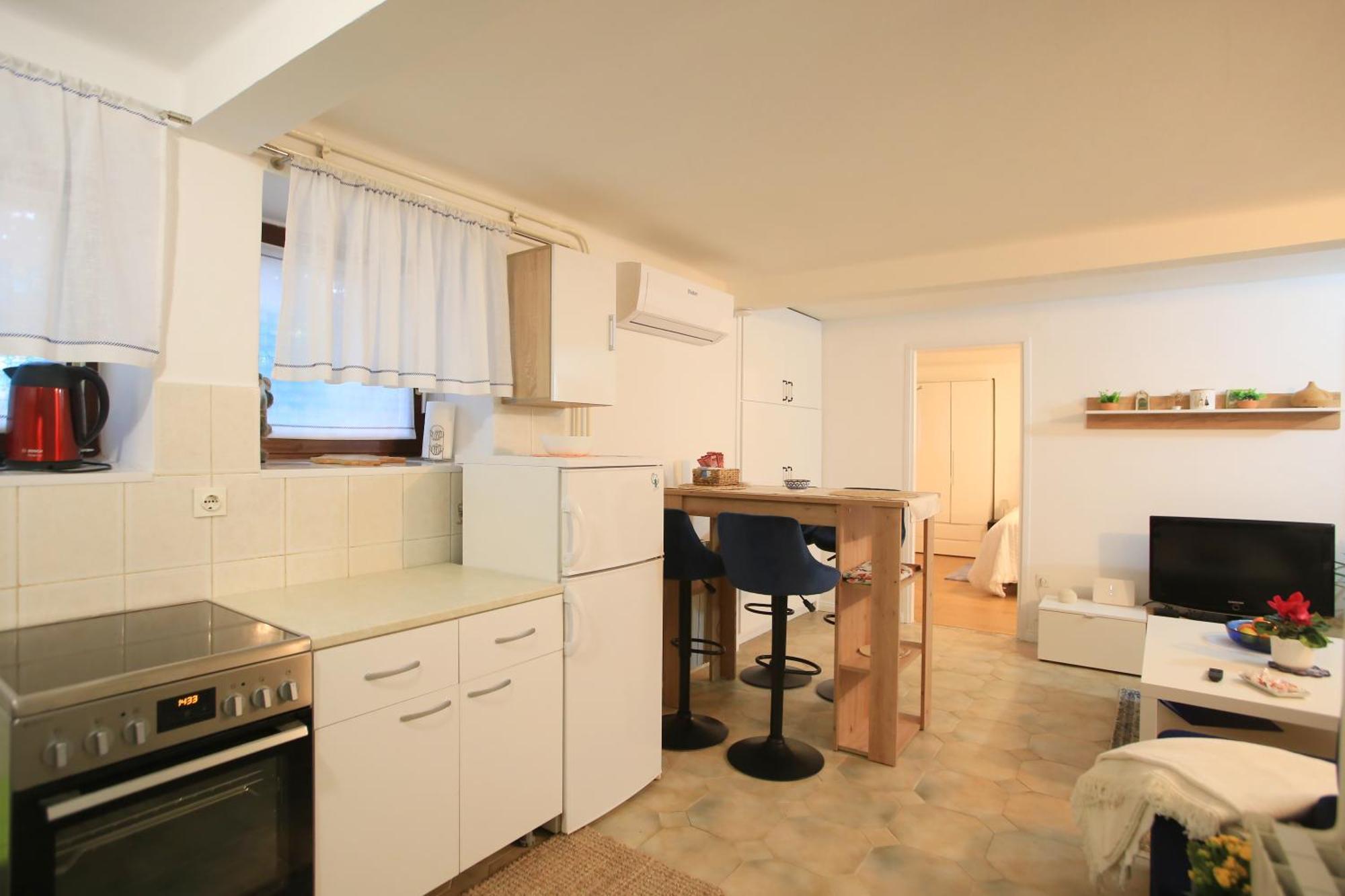 Bamboo Oasis Apartment With Terrace In The Garden And Free Parking, Fiume Kültér fotó