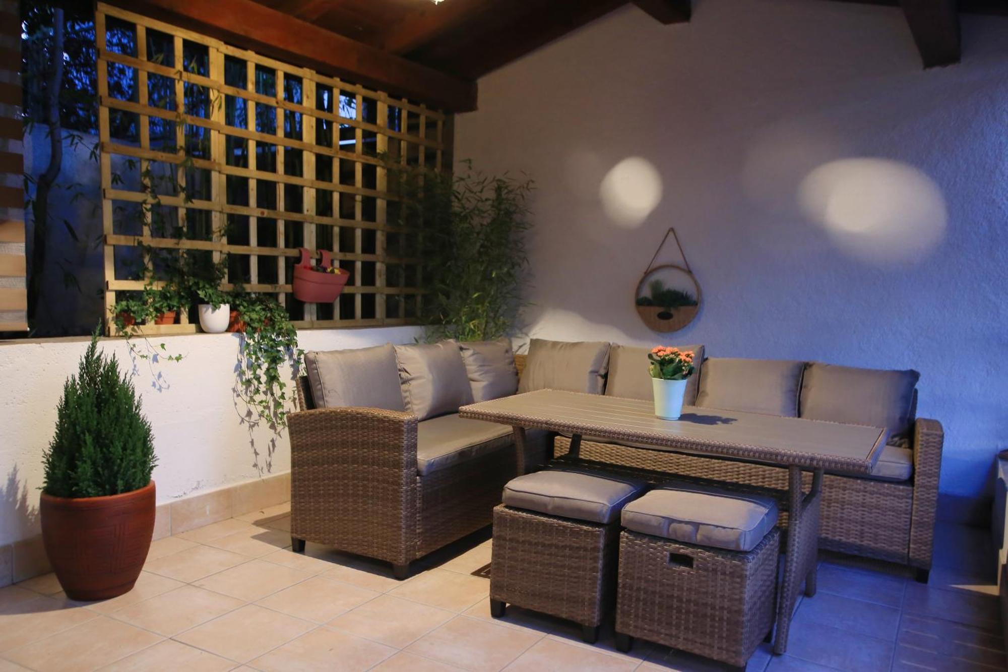 Bamboo Oasis Apartment With Terrace In The Garden And Free Parking, Fiume Kültér fotó